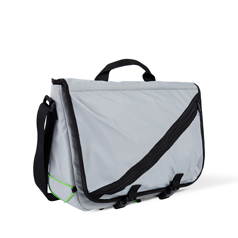 Uformell sportsskulderveske / messenger bag